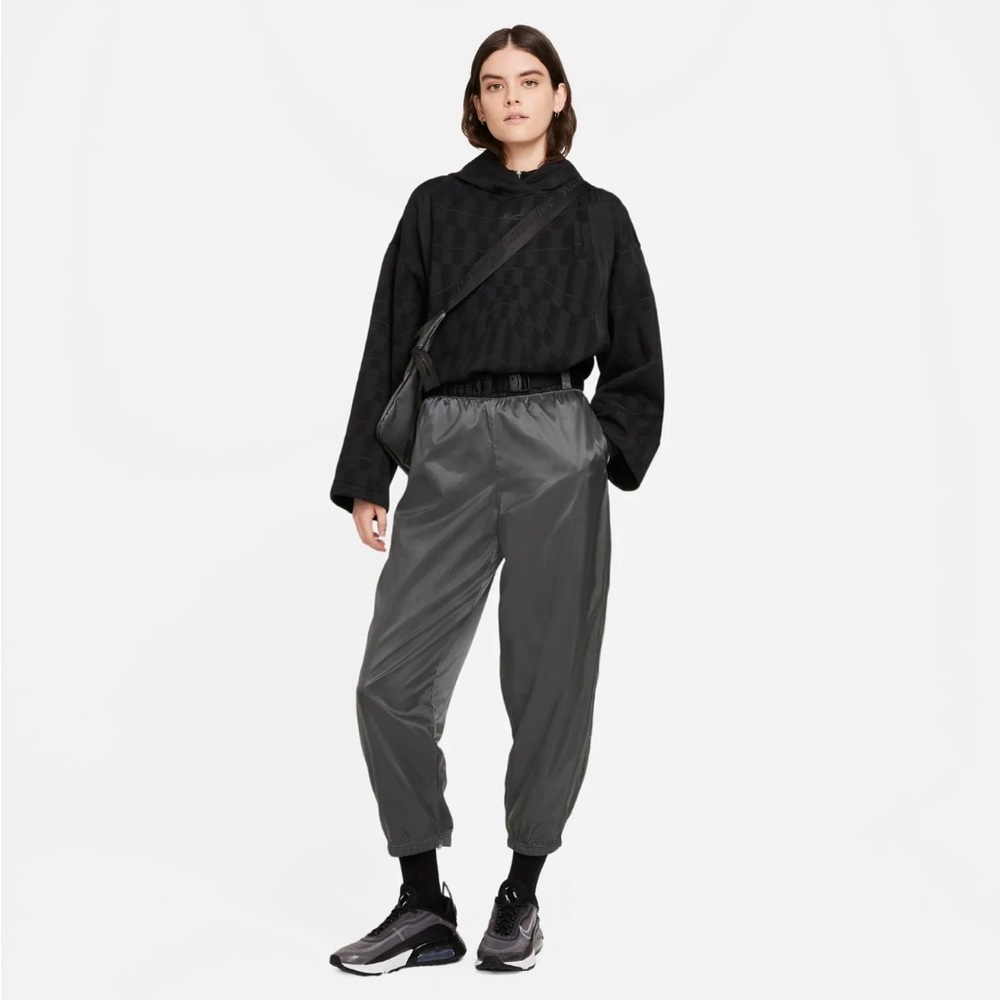 NWT Nike Sportswear Tech Pack Women's Pants - Heather Black size small